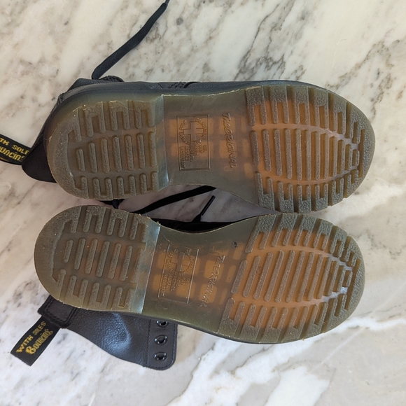 Dr. Martens Pascal Combat Boots – Black Leather Lace-Up, Size 5 - Picture 4 of 6